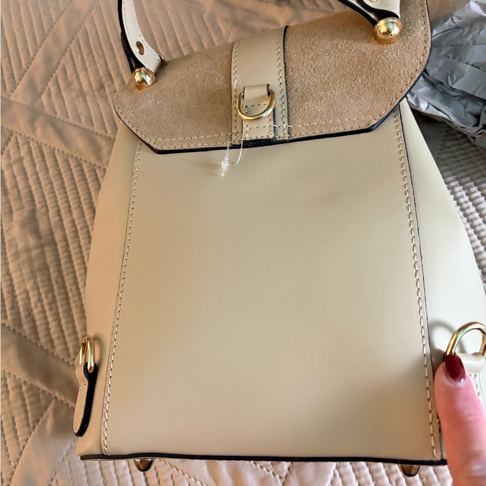 Viola Castellani genuine leather and suede convertible backpack in an ivory - Picture 4 of 9